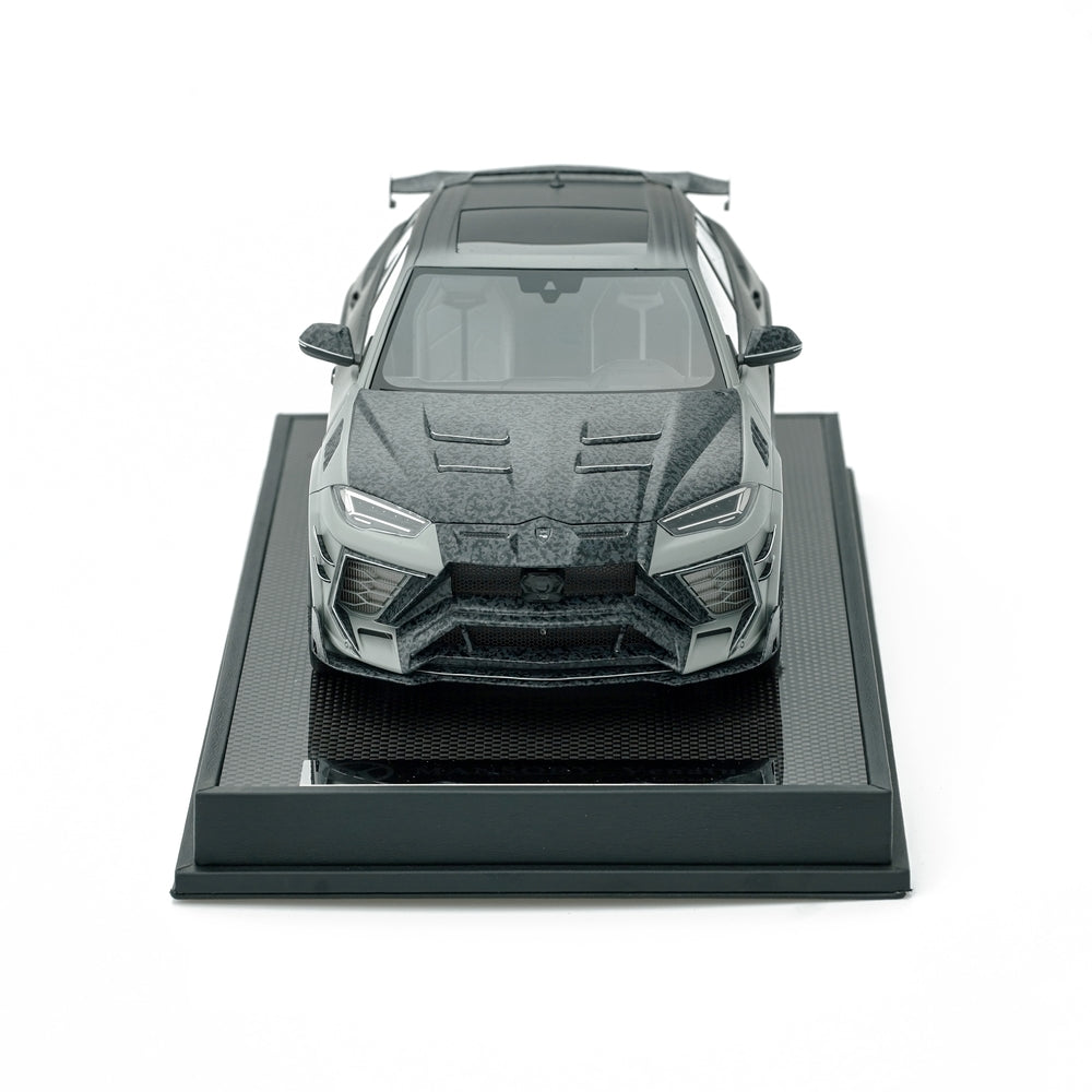 MANSORY Venatus - coche a escala 1:18